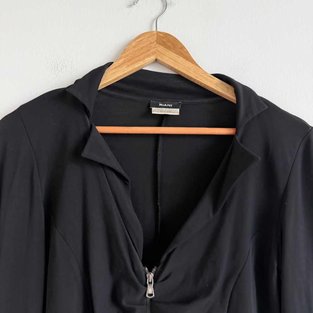 Vintage‎ Y2K Riani Zip-Front Collared Long Sleeve Top